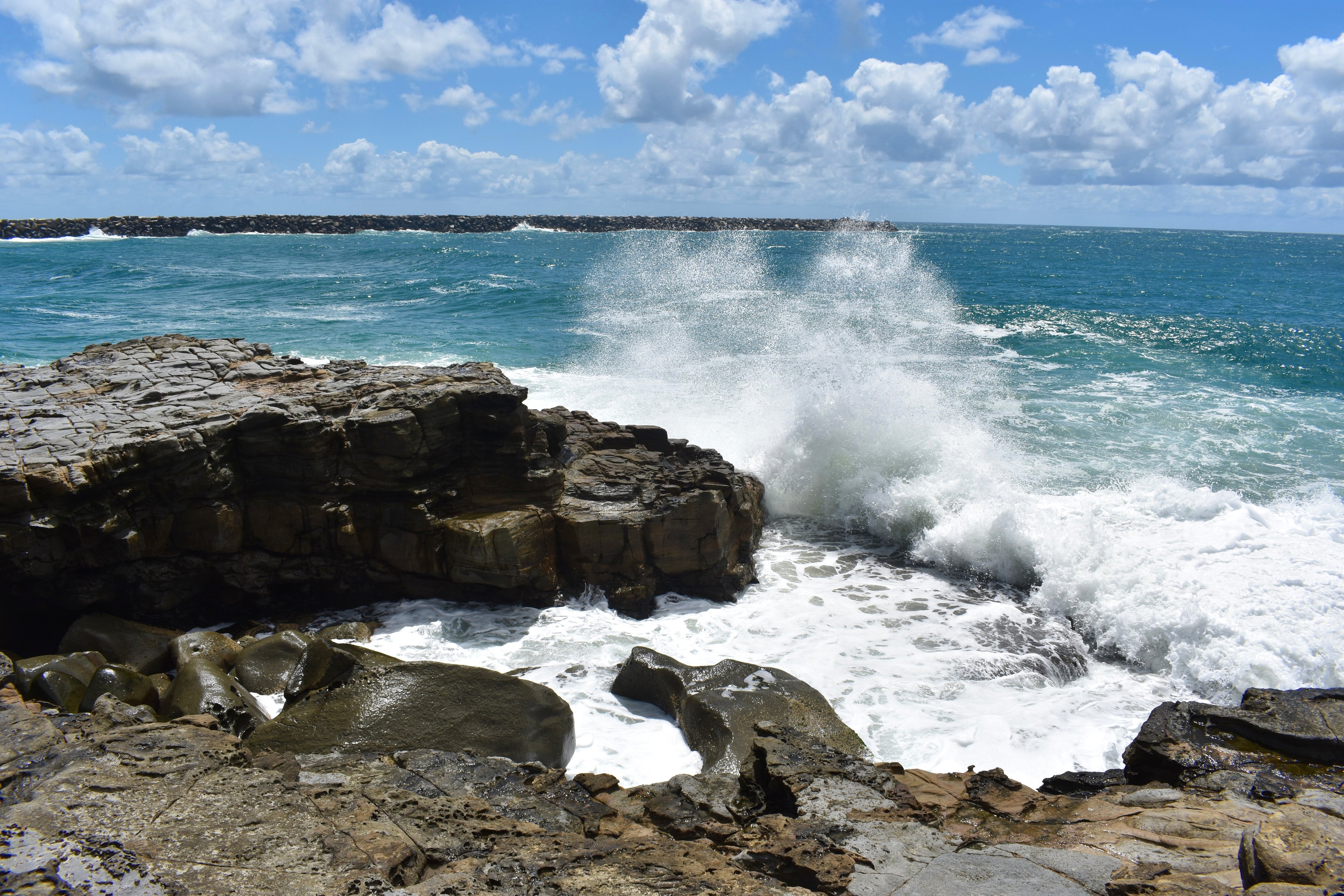 Yamba Turners Rock Splash Downloadable Print